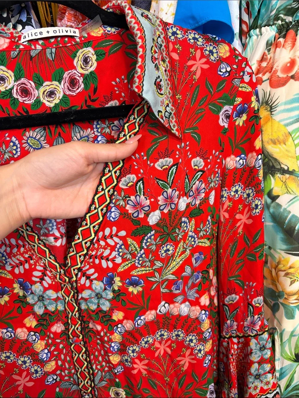 Alice + Olivia Red Floral Bell-Sleeve Blouse - Picture 4 of 5